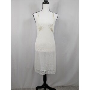 VTG RETRO Sliperfection White Babydoll Full Slip Size 32 Lace Nylon 1960s A070
